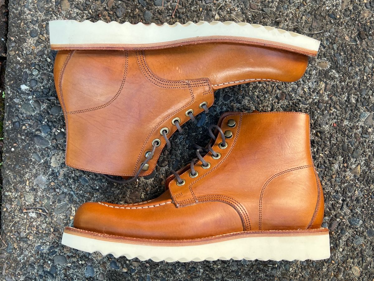 Photo by artvandelay on October 3, 2023 of the Grant Stone Brass Boot in Badalassi Carlo Saddle Tan Minerva.