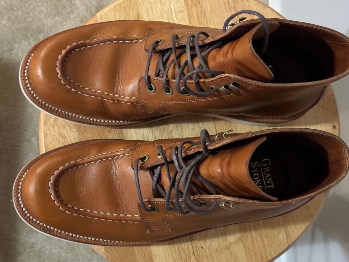 Photo by artvandelay on November 6, 2023 of the Grant Stone Brass Boot in Badalassi Carlo Saddle Tan Minerva.