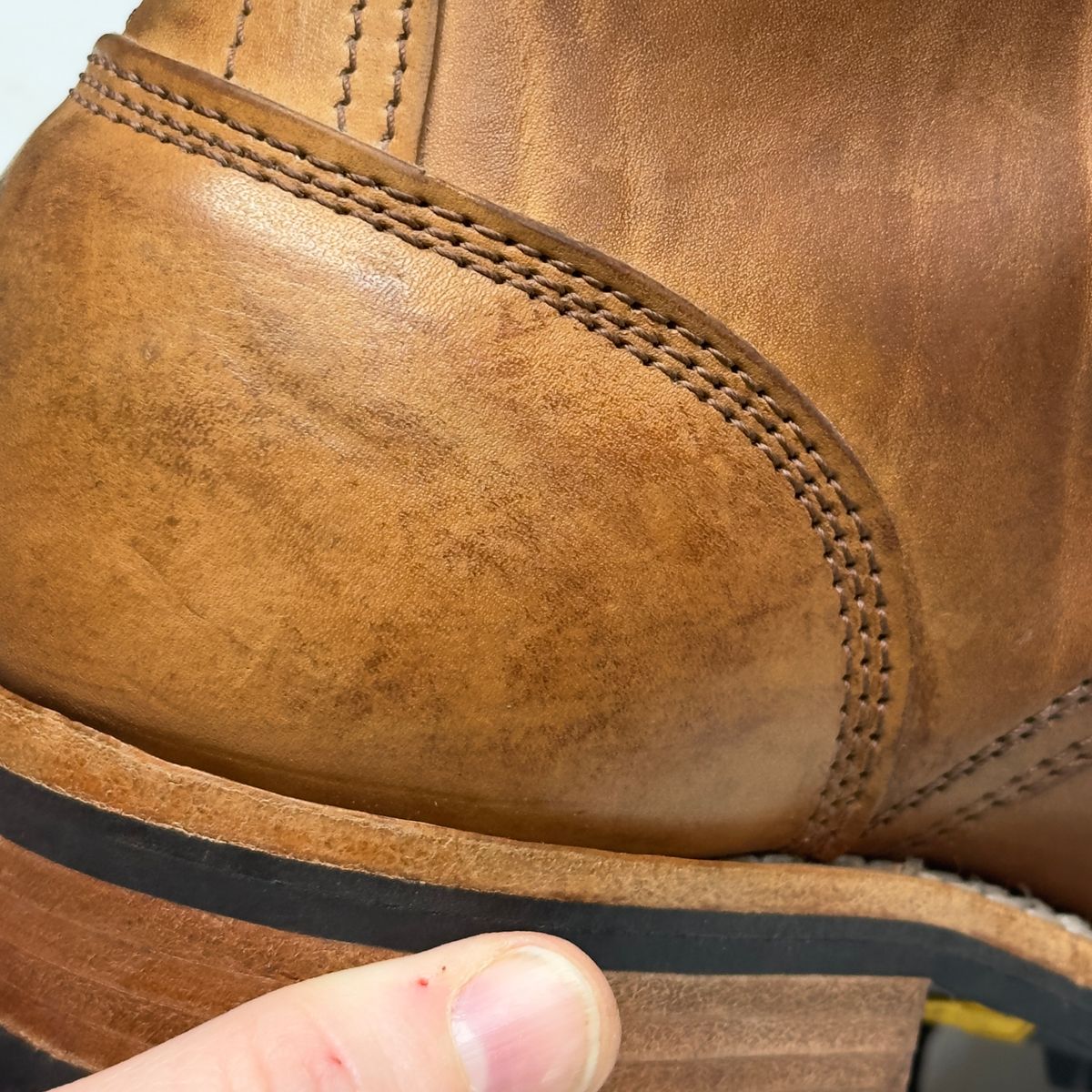 Photo by CarmineJackLeather on December 9, 2023 of the Frank's Boots Wilshire in J&FJ Baker Natural Oak Bark Tanned Harness.