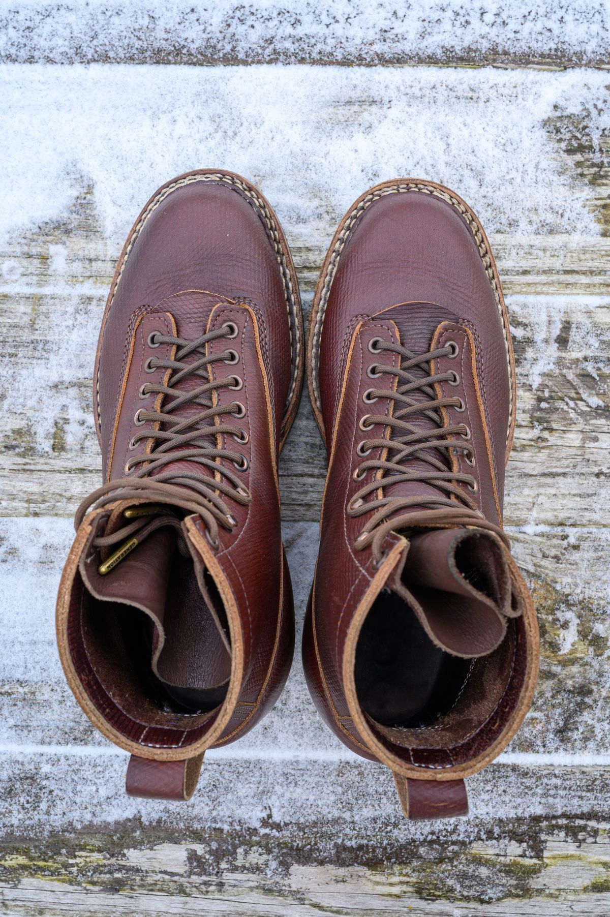 Photo by CarmineJackLeather on December 5, 2022 of the White's 350 Cutter in J&FJ Baker Brown Russian Calf.