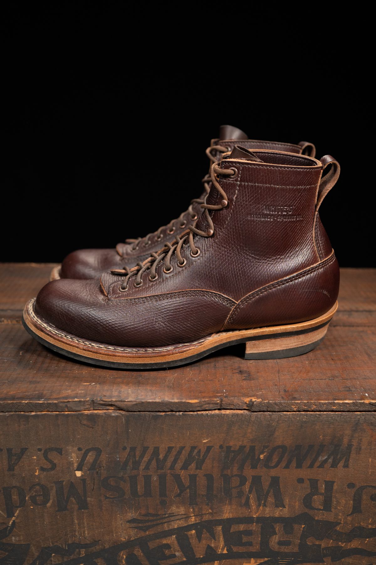 Photo by CarmineJackLeather on March 5, 2023 of the White's 350 Cutter in J&FJ Baker Brown Russian Calf.