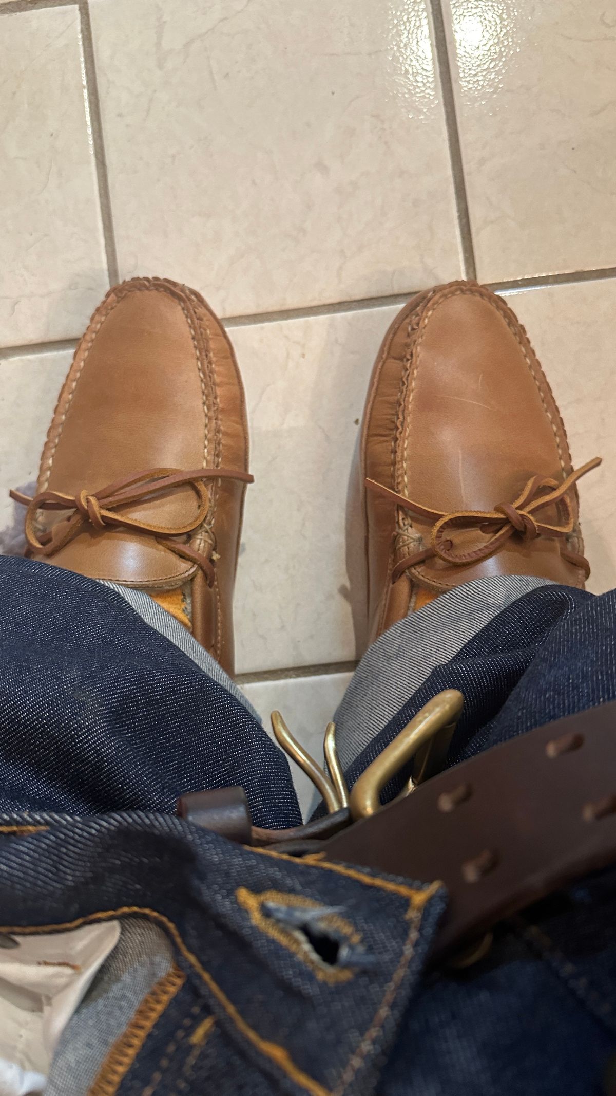 Photo by CarmineJackLeather on November 5, 2024 of the Oak Street Bootmakers Shearling House Moc in Horween Natural Chromexcel.