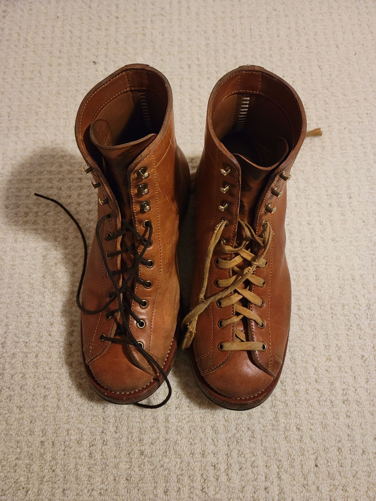Photo by knoll on February 6, 2022 of the Flame Panda Monkey Boot in Maryam Natural Horsebutt.