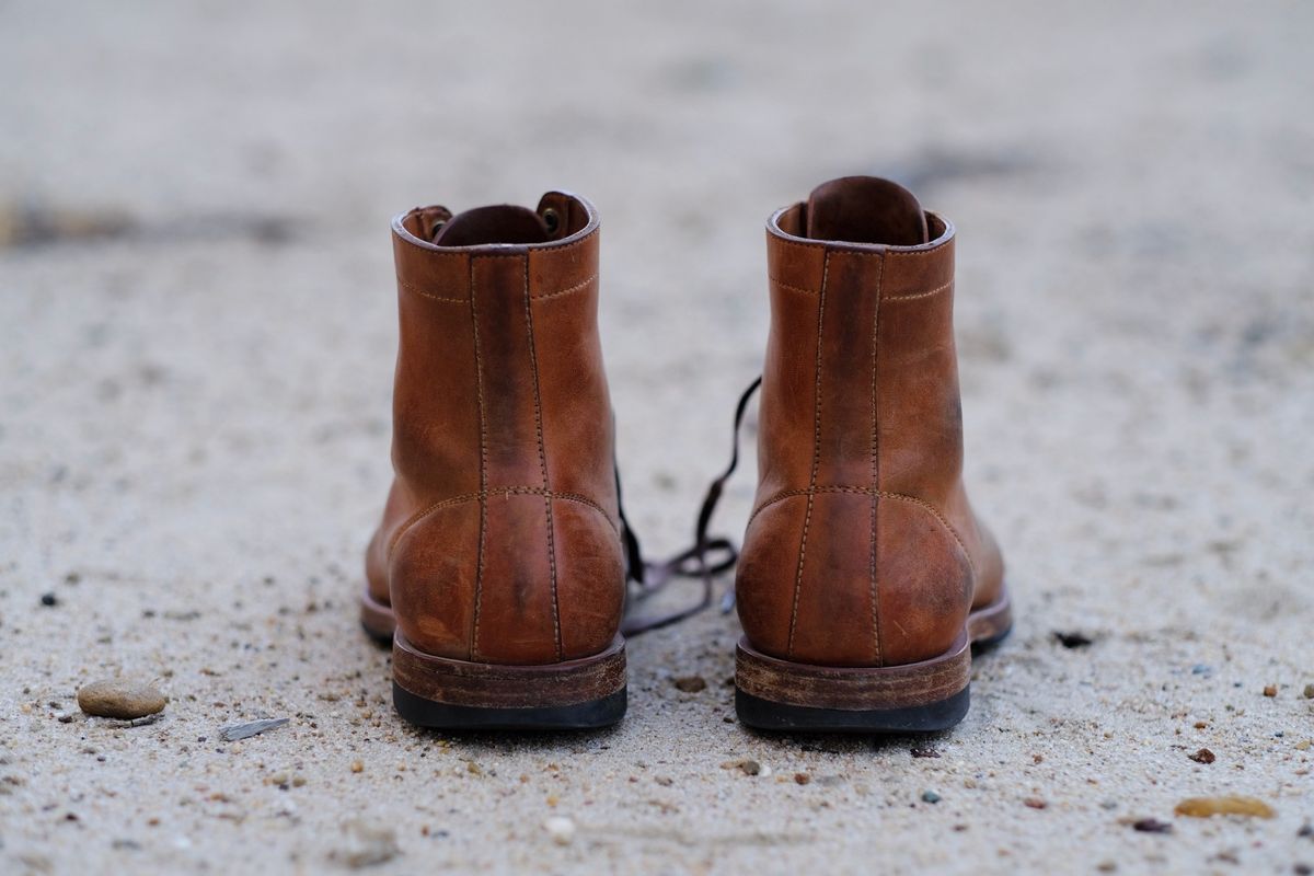 Photo by knoll on May 6, 2022 of the Flame Panda Monkey Boot in Maryam Natural Horsebutt.