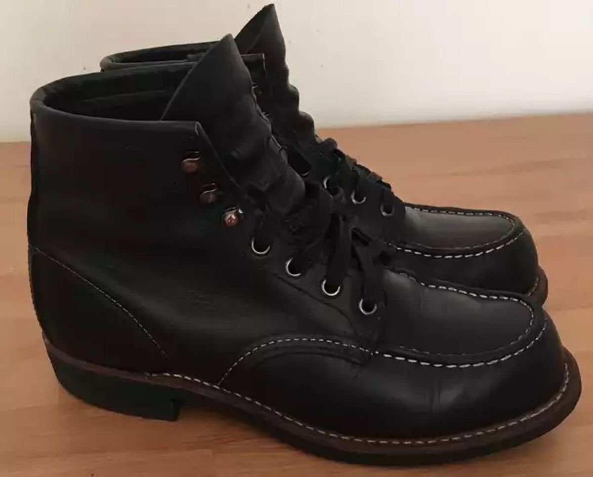 Photo by ShineSharpenFletch on February 7, 2018 of the Red Wing 6-Inch Classic Moc in S.B. Foot Black Harness.