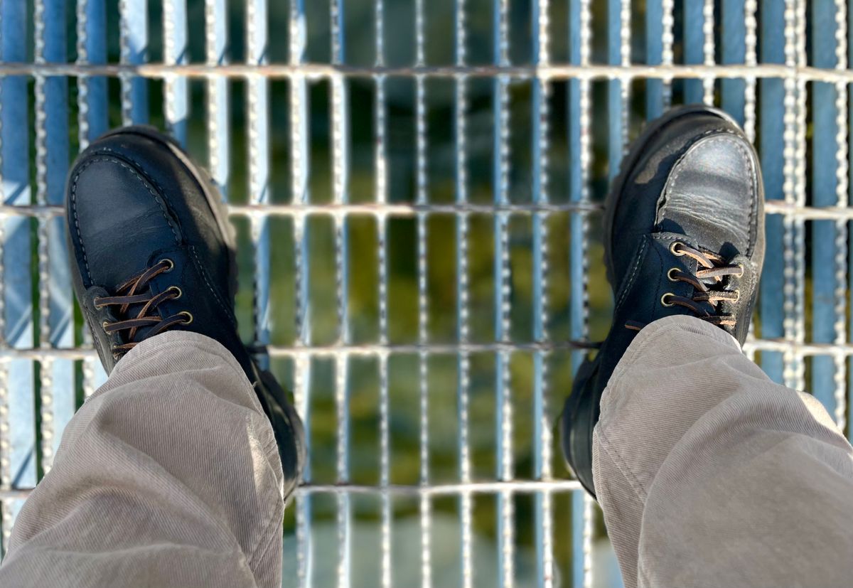Photo by ShineSharpenFletch on April 15, 2023 of the Red Wing 6-Inch Classic Moc in S.B. Foot Black Harness.