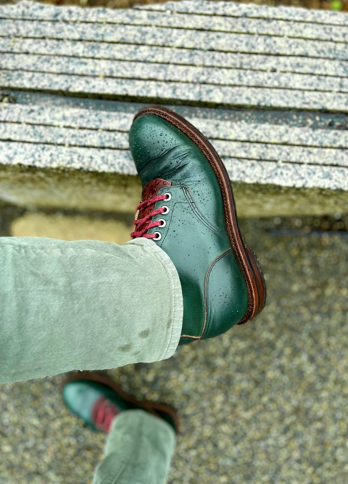 Photo by ShineSharpenFletch on April 1, 2023 of the Grant Stone Diesel Boot in Horween Navy Chromexcel.