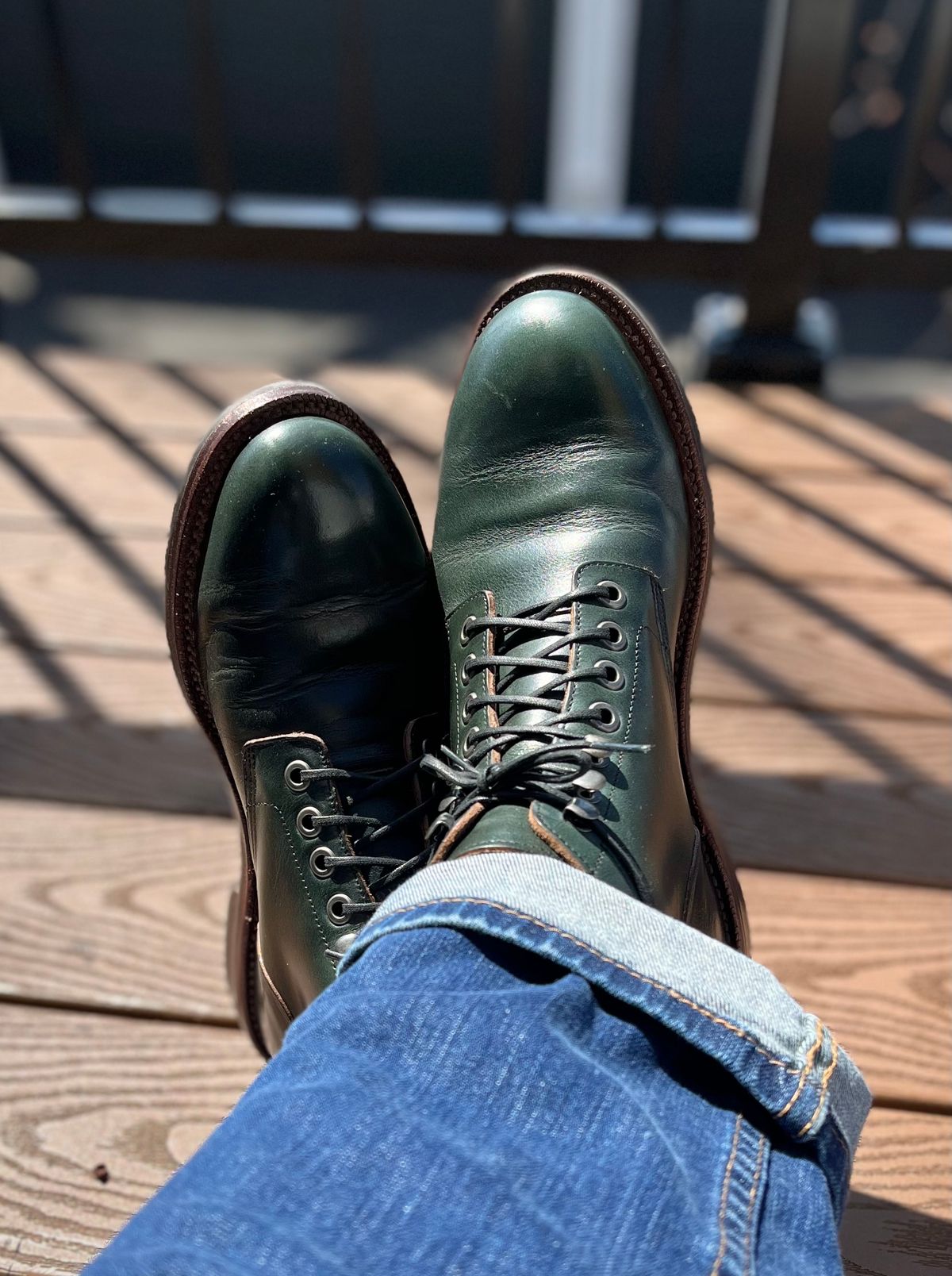 Photo by ShineSharpenFletch on April 4, 2023 of the Grant Stone Diesel Boot in Horween Navy Chromexcel.