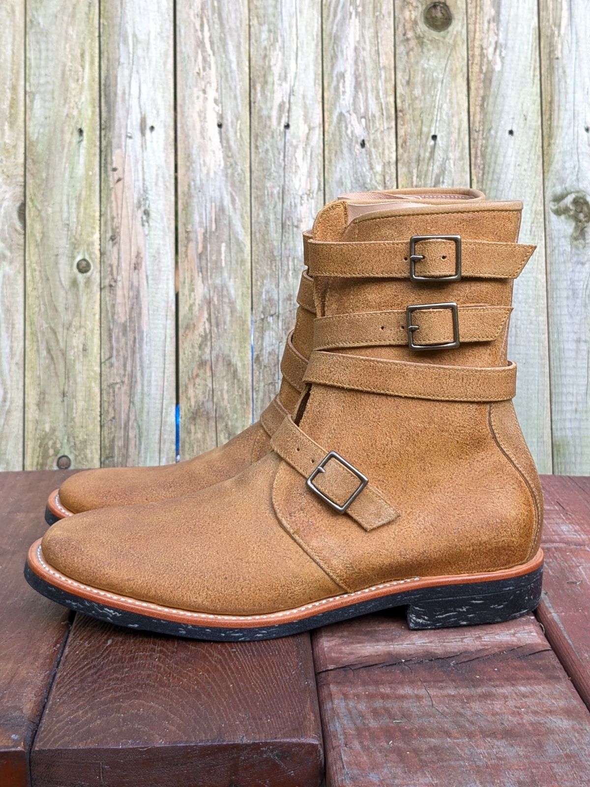 Photo by jacktheenthusiast on October 2, 2024 of the Briselblack The Hanker Tanker Boots in Indonesian Honey Waxed Flesh.