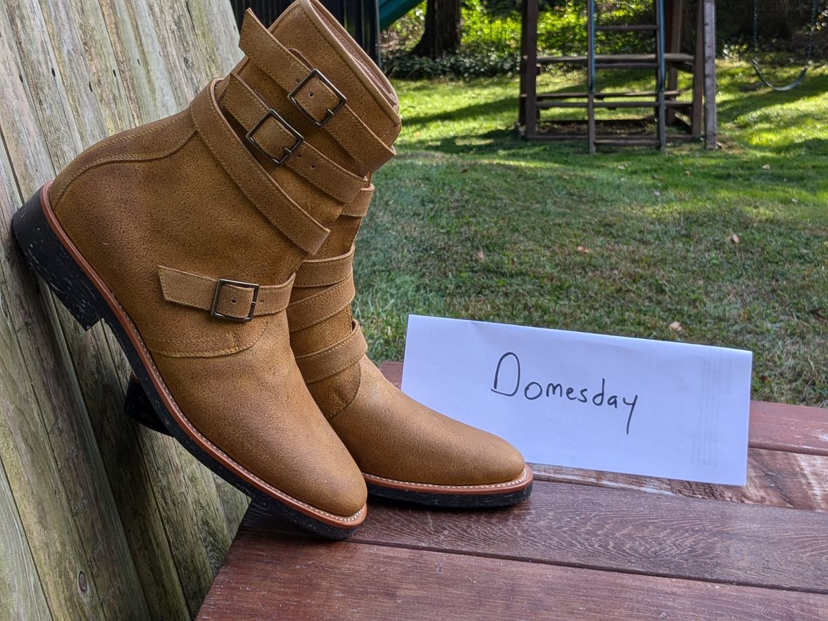 Photo by jacktheenthusiast on October 2, 2024 of the Briselblack The Hanker Tanker Boots in Indonesian Honey Waxed Flesh.