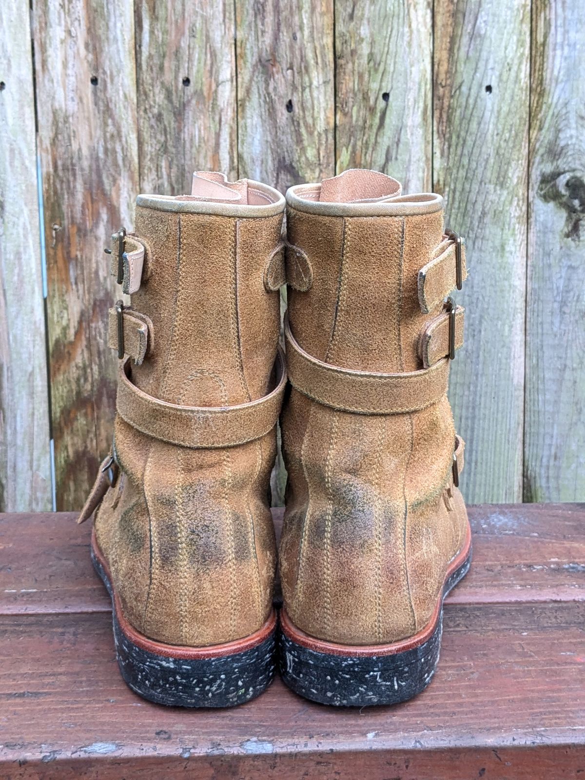 Photo by jacktheenthusiast on December 5, 2024 of the Briselblack The Hanker Tanker Boots in Indonesian Honey Waxed Flesh.