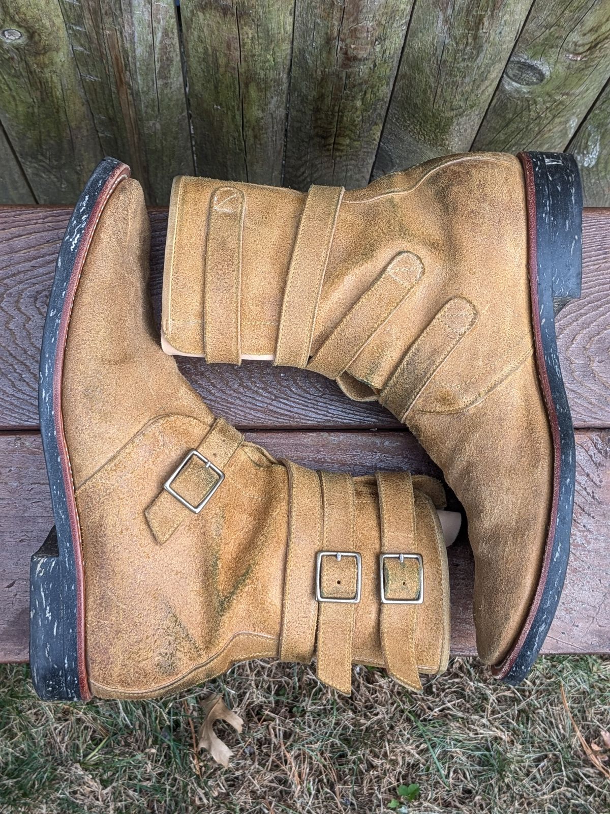 Photo by jacktheenthusiast on January 4, 2025 of the Briselblack The Hanker Tanker Boots in Indonesian Honey Waxed Flesh.
