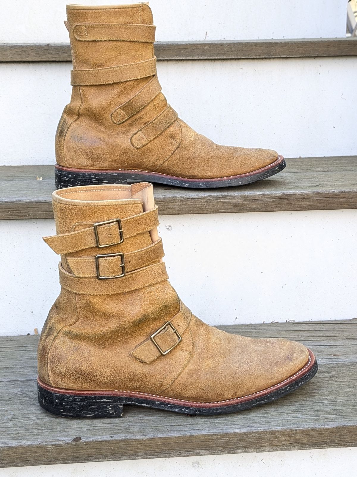 Photo by jacktheenthusiast on April 1, 2025 of the Briselblack The Hanker Tanker Boots in Indonesian Honey Waxed Flesh.