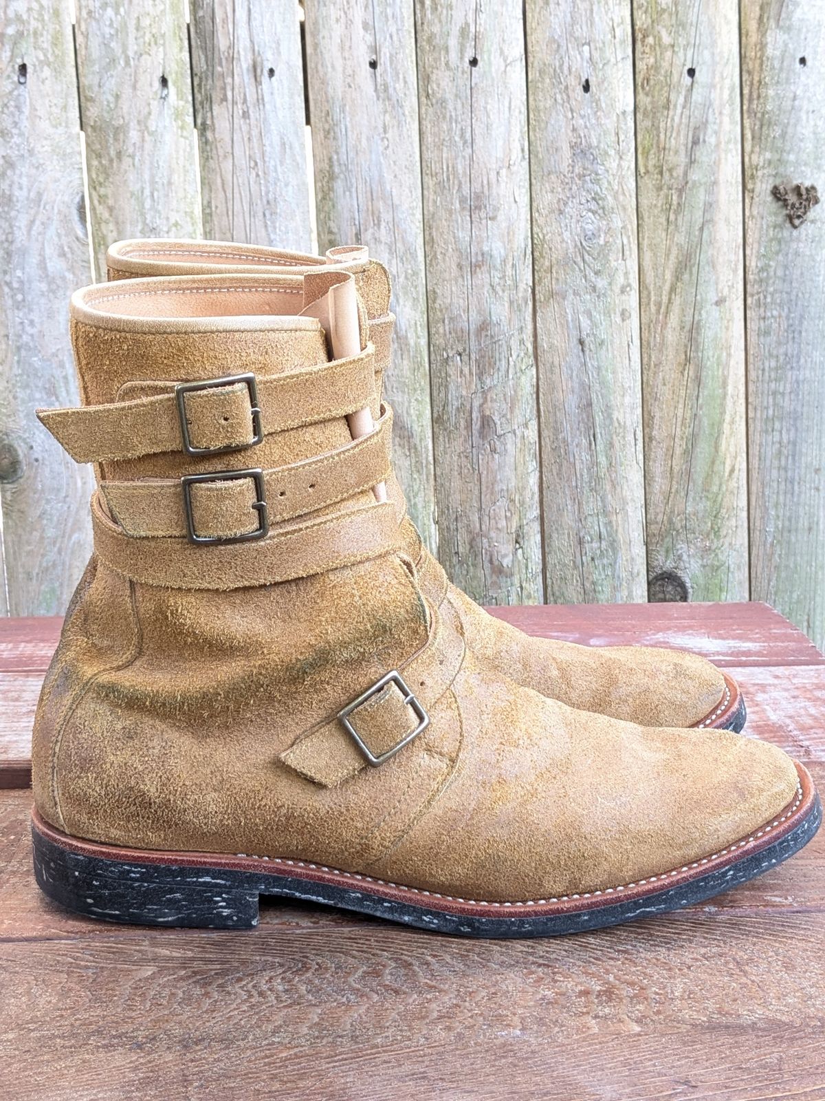 Photo by jacktheenthusiast on April 1, 2025 of the Briselblack The Hanker Tanker Boots in Indonesian Honey Waxed Flesh.