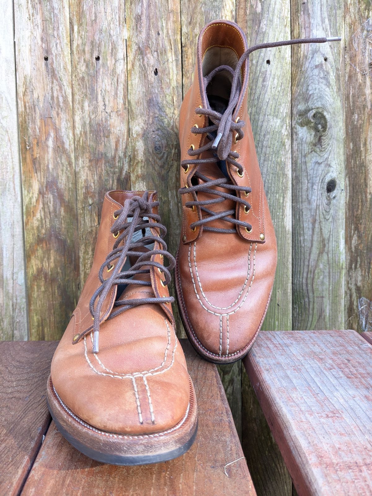 Photo by jacktheenthusiast on March 3, 2025 of the Iron Boots FLT in Maryam Natural TPR Horsebutt.