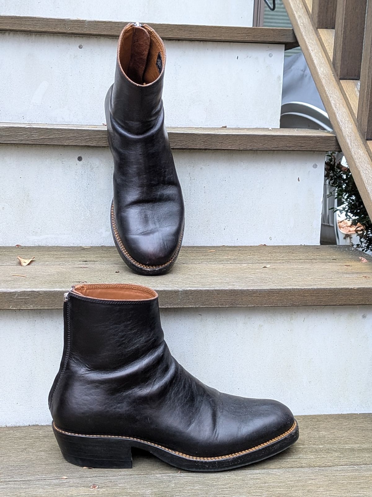 Photo by jacktheenthusiast on November 5, 2025 of the Fortis Boots Whole Cut Back Zipper Boots in Overdyed Black Indonesian Leather.