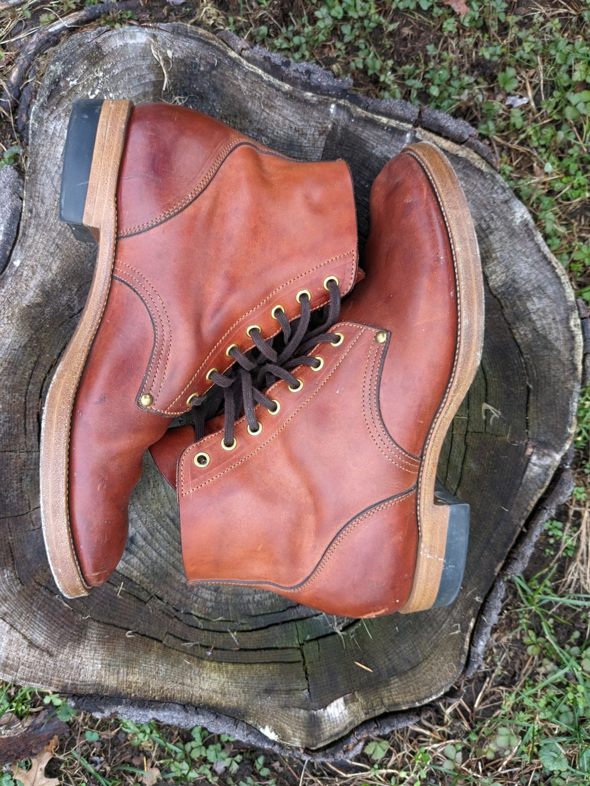 Photo by jacktheenthusiast on December 5, 2023 of the Iron Boots The Great Escape in Guidi Brown Washed Horsebutt.