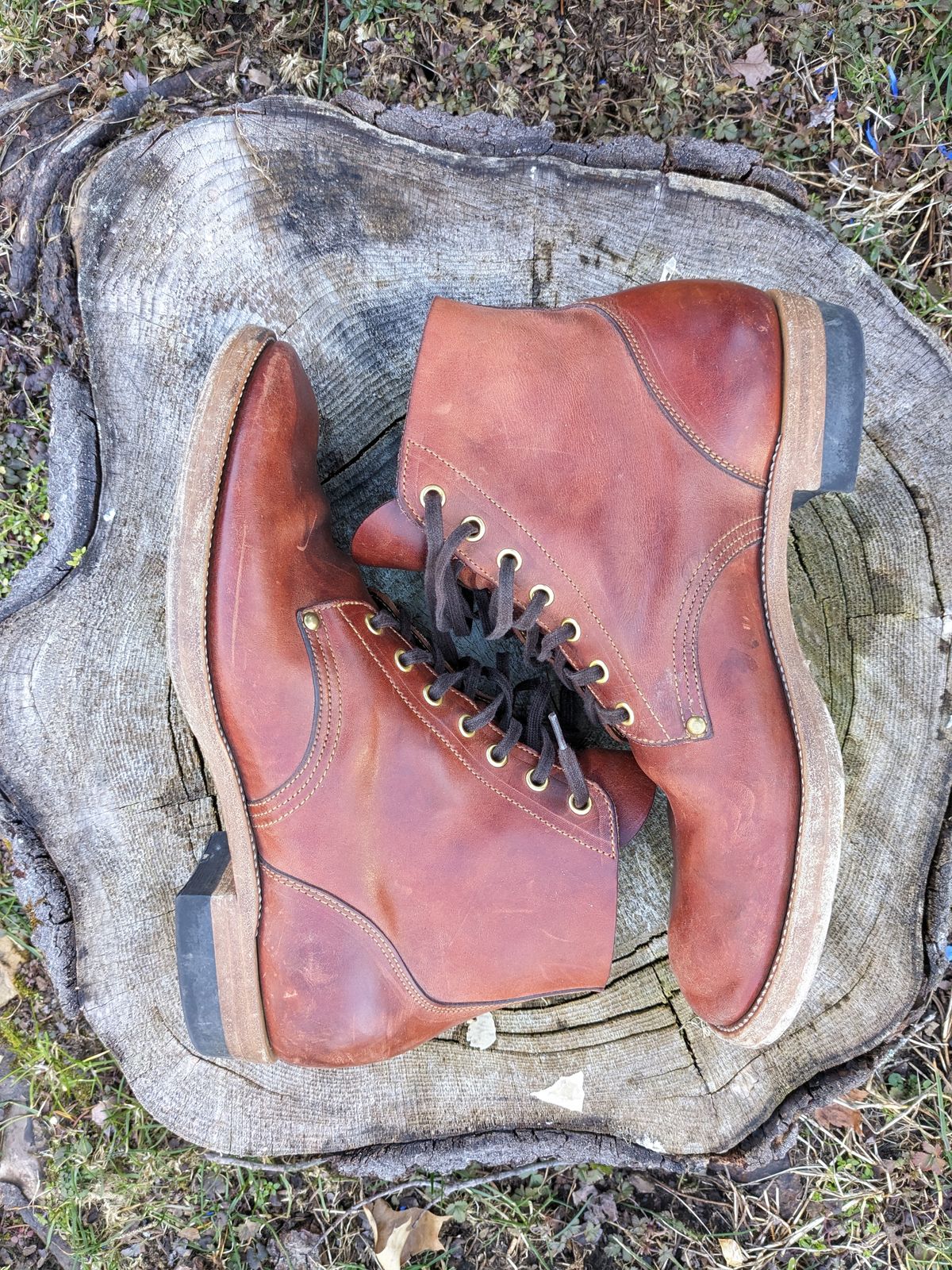 Photo by jacktheenthusiast on February 4, 2024 of the Iron Boots The Great Escape in Guidi Brown Washed Horsebutt.