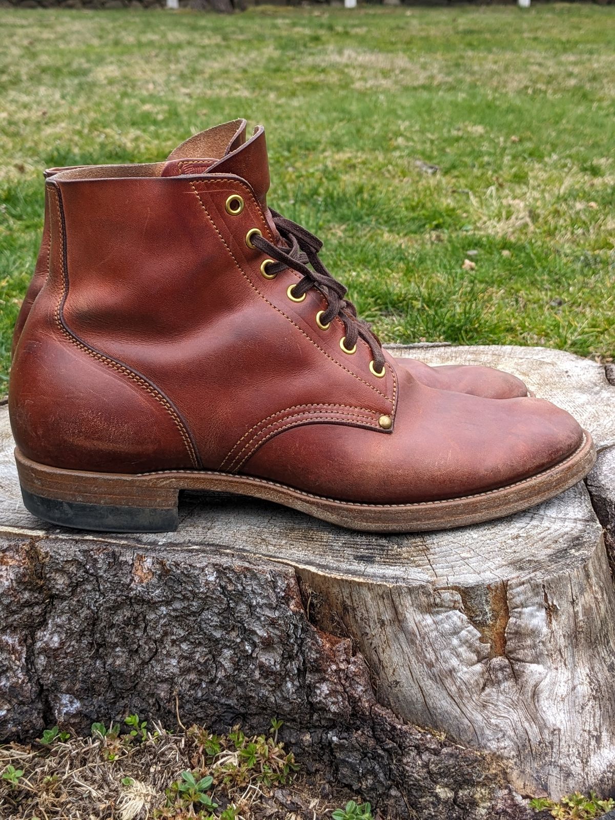 Photo by jacktheenthusiast on April 1, 2024 of the Iron Boots The Great Escape in Guidi Brown Washed Horsebutt.