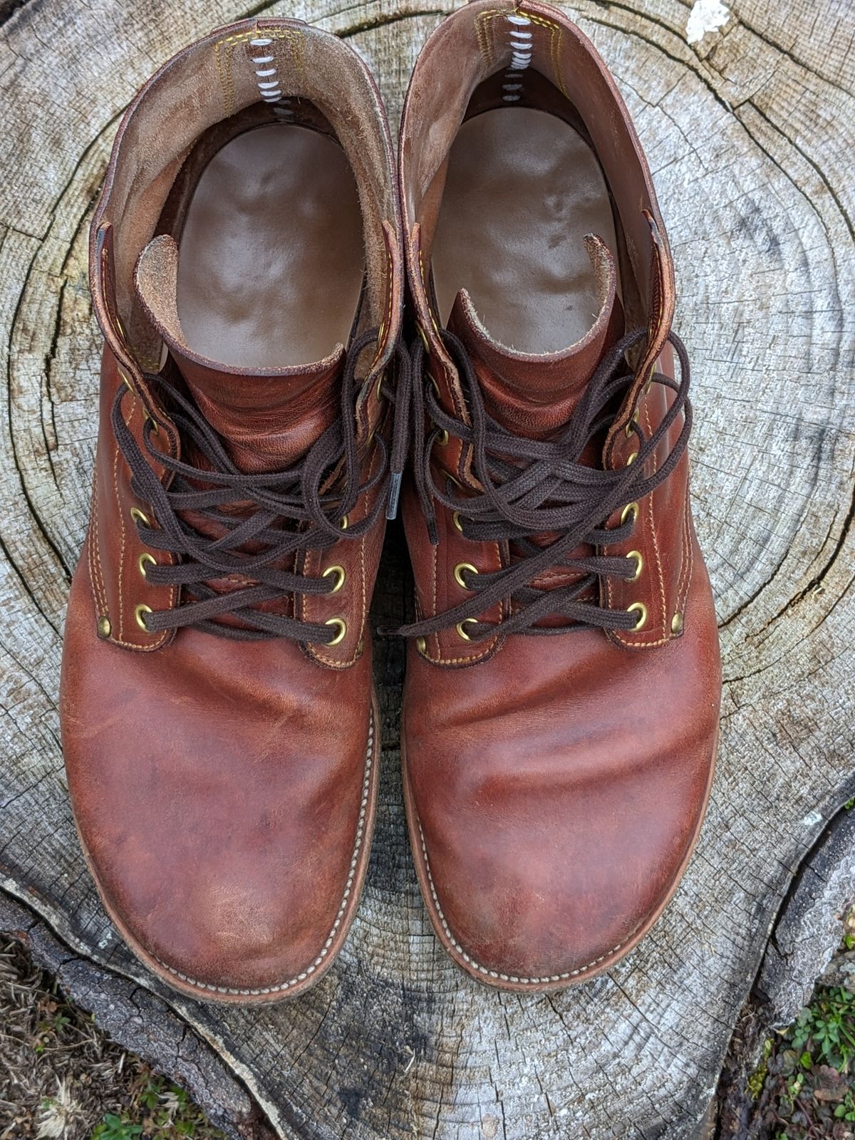 Photo by jacktheenthusiast on April 1, 2024 of the Iron Boots The Great Escape in Guidi Brown Washed Horsebutt.