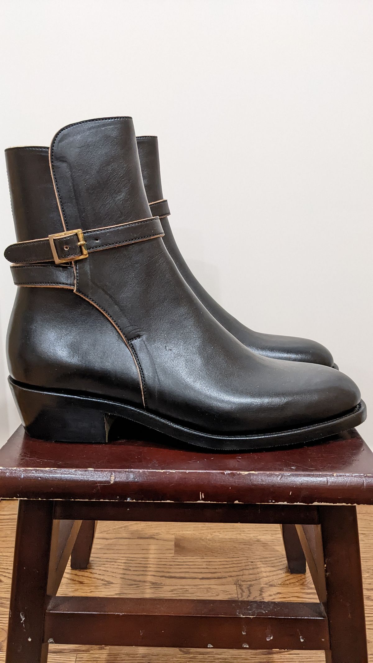 Photo by jacktheenthusiast on November 10, 2022 of the Benzein Jodhpur Boots in Maryam Natural Horsebutt.