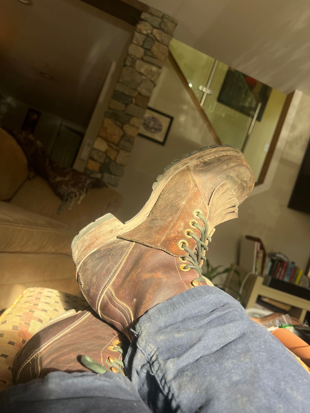 Photo by Davin.Gibiase on October 26, 2023 of the Dayton Boots Lineman (Vintage) in Seidel Ranger red.