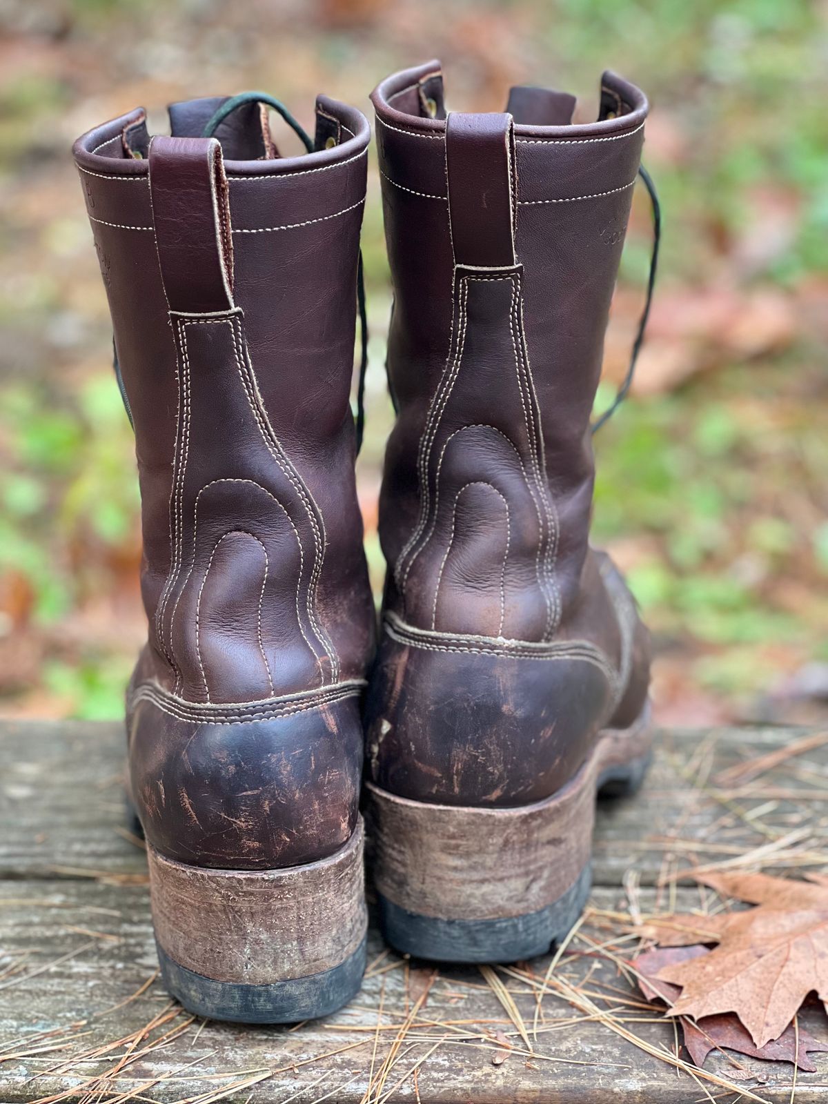 Photo by Davin.Gibiase on November 7, 2023 of the Dayton Boots Lineman (Vintage) in Seidel Ranger red.