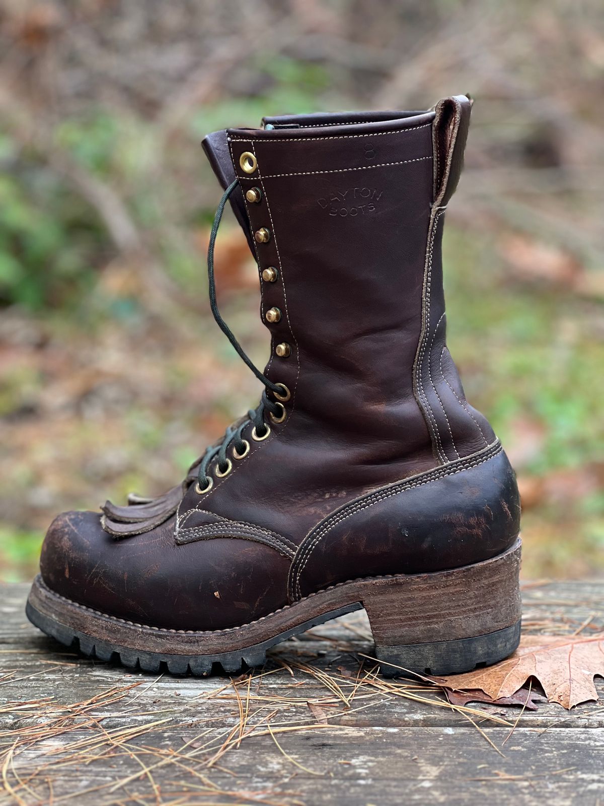 Photo by Davin.Gibiase on November 7, 2023 of the Dayton Boots Lineman (Vintage) in Seidel Ranger red.