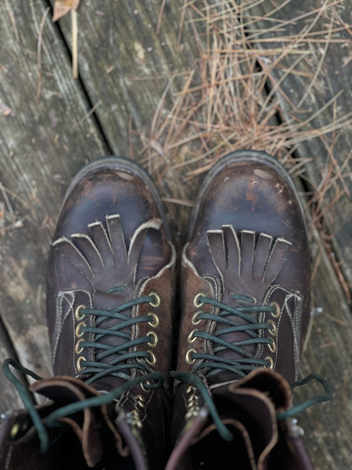 Photo by Davin.Gibiase on November 7, 2023 of the Dayton Boots Lineman (Vintage) in Seidel Ranger red.