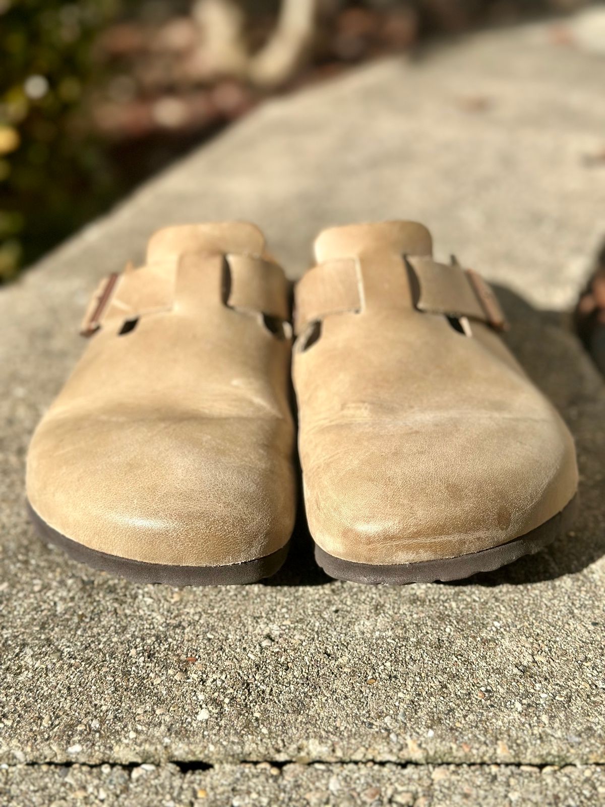 Photo by Wes on February 3, 2024 of the Birkenstock Boston in Tobacco Brown Oiled Leather.
