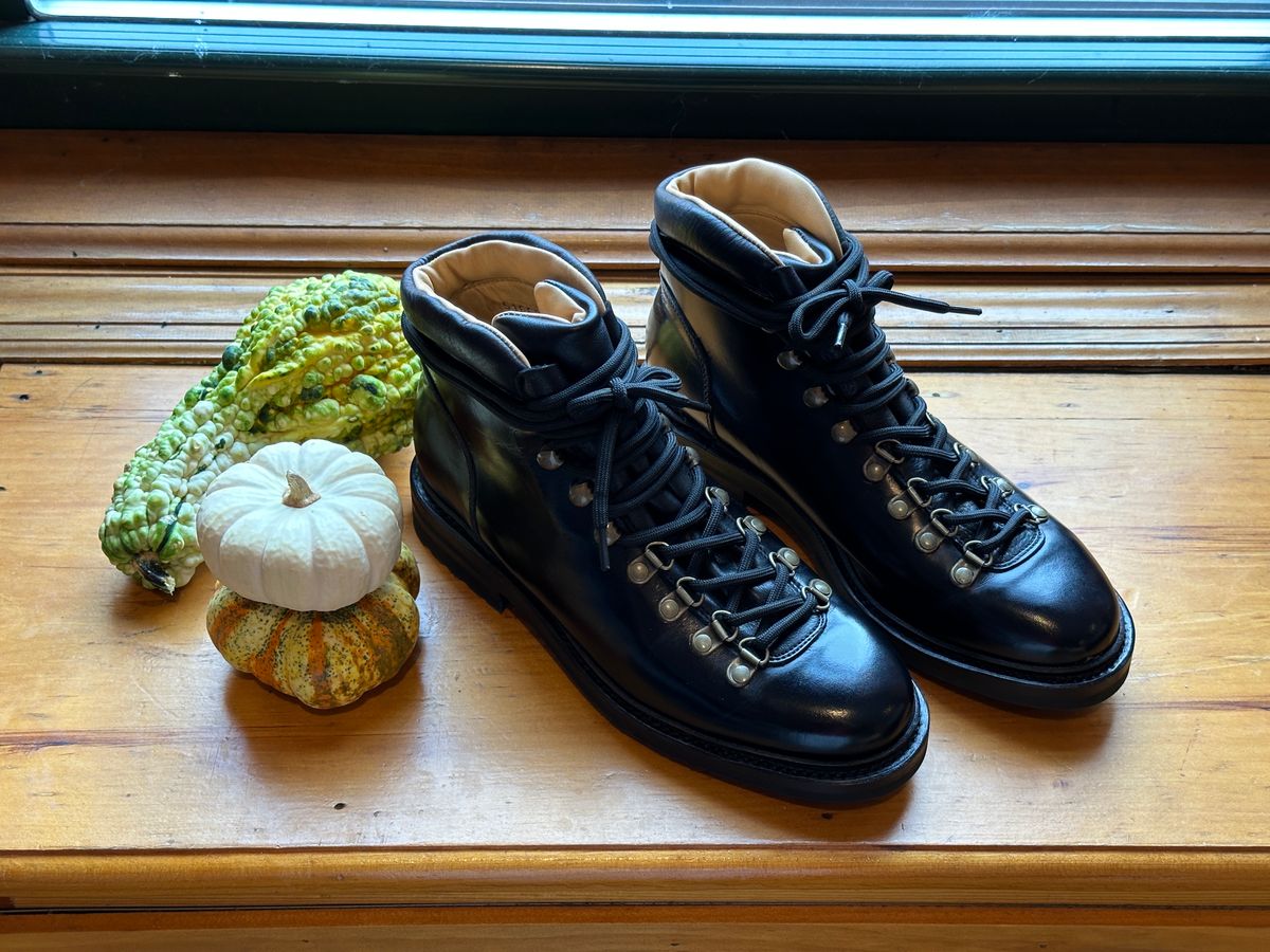 Photo by waltyboy on November 4, 2023 of the Meermin Hiking Boot in D'Annonay Black Calf.