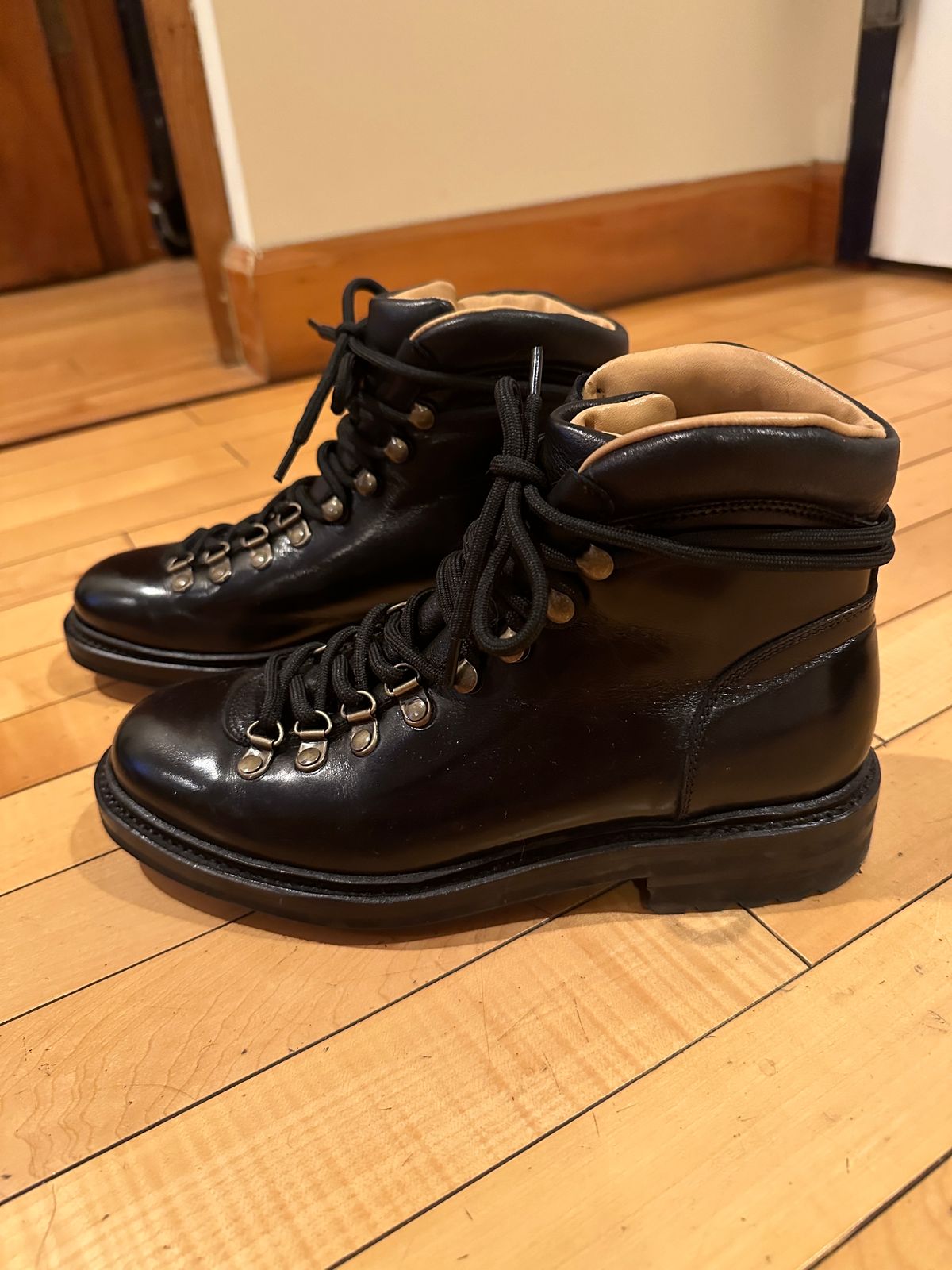 Photo by waltyboy on February 6, 2024 of the Meermin Hiking Boot in D'Annonay Black Calf.