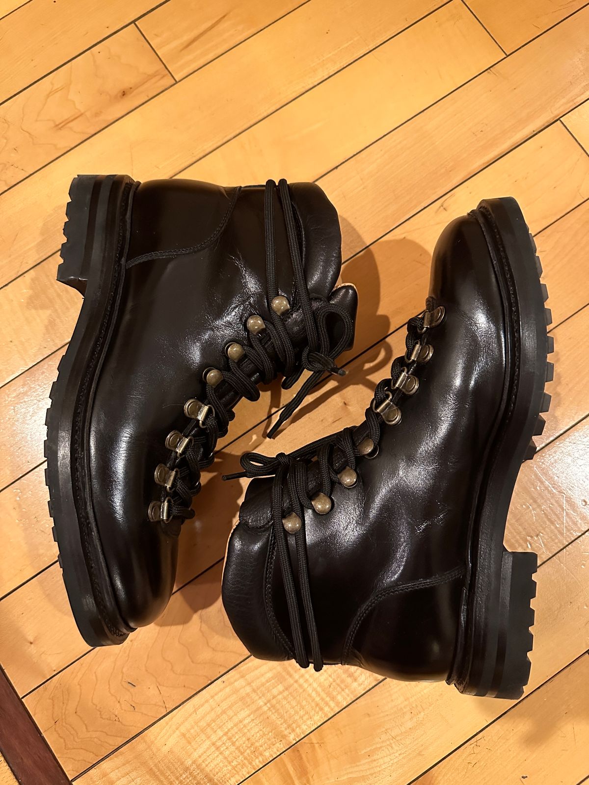 Photo by waltyboy on February 6, 2024 of the Meermin Hiking Boot in D'Annonay Black Calf.