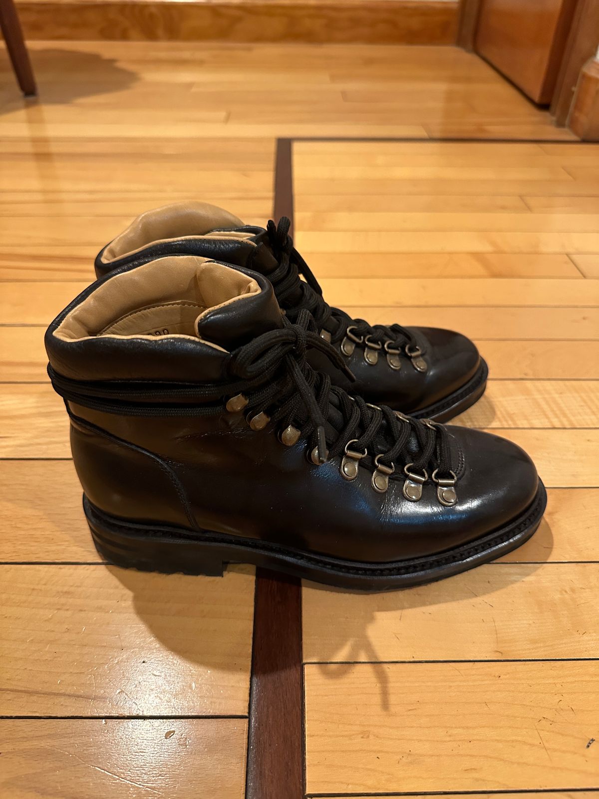 Photo by waltyboy on April 6, 2024 of the Meermin Hiking Boot in D'Annonay Black Calf.