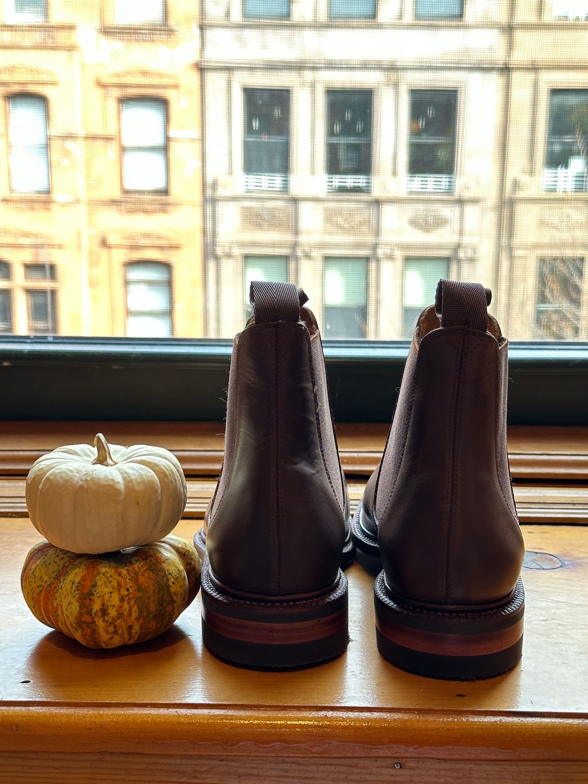 Photo by waltyboy on November 4, 2023 of the Meermin Chelsea Boot in Rust Waxy Calf.