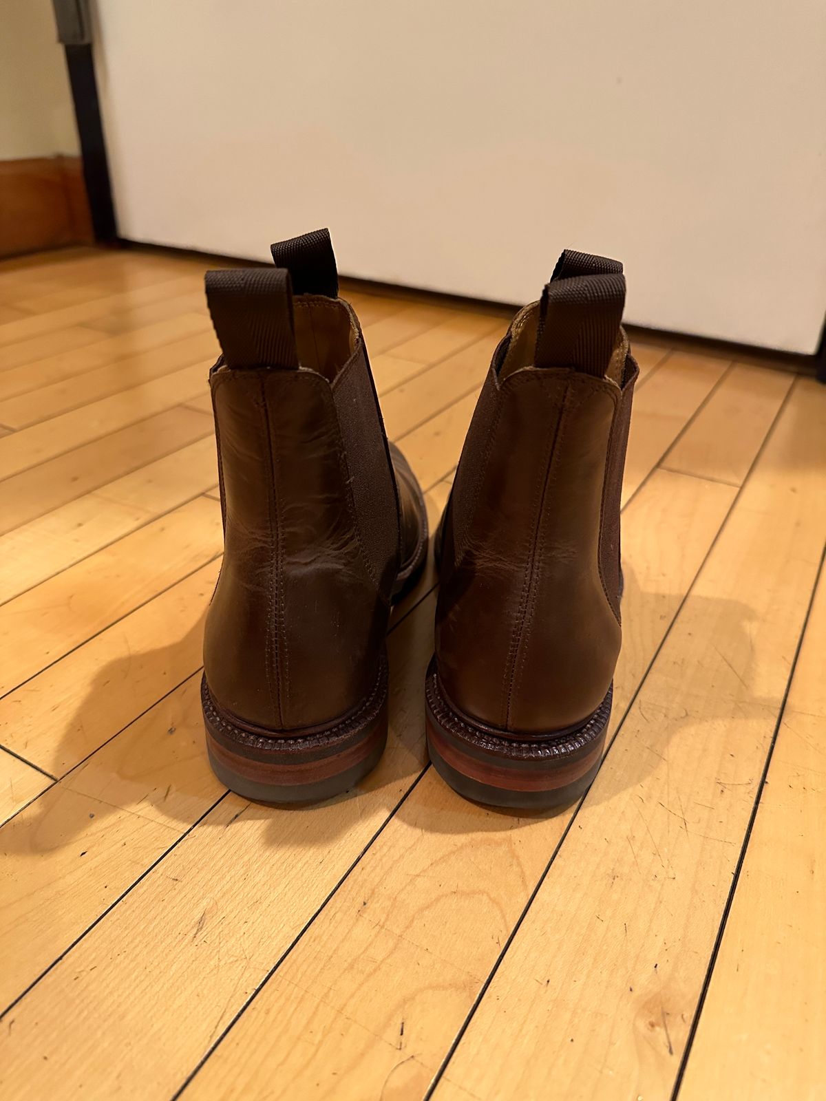 Photo by waltyboy on January 6, 2024 of the Meermin Chelsea Boot in Rust Waxy Calf.