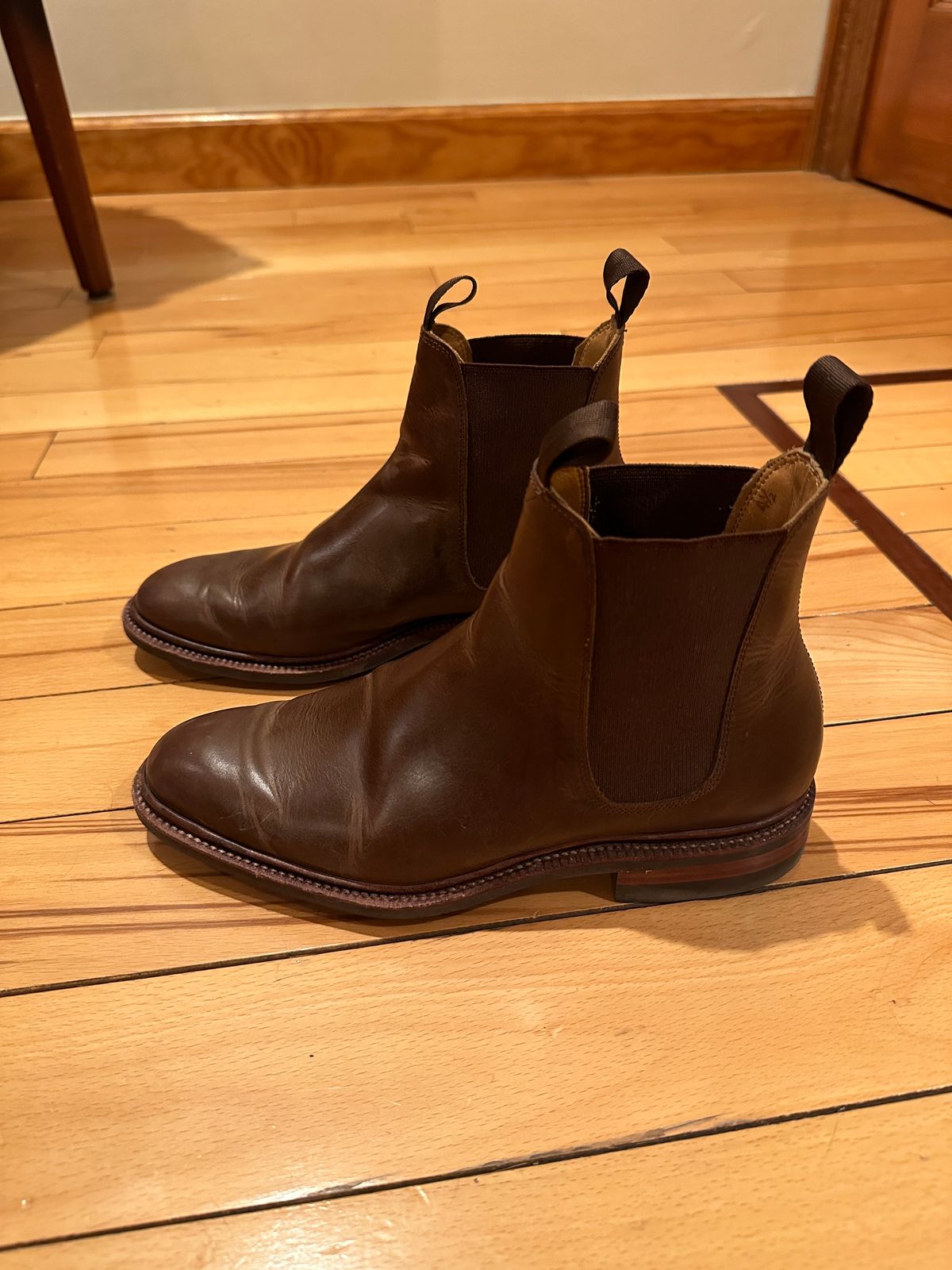 Photo by waltyboy on March 6, 2024 of the Meermin Chelsea Boot in Rust Waxy Calf.