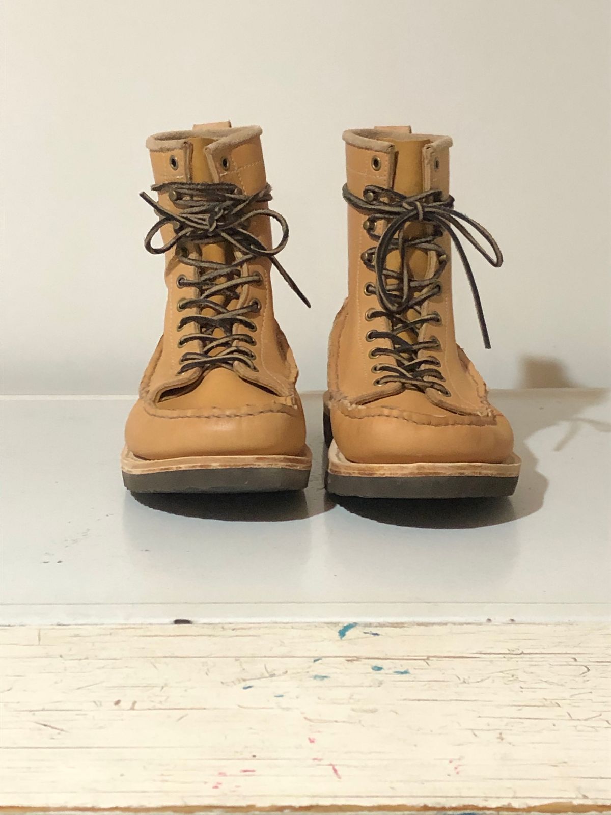 Photo by godspeed on November 9, 2023 of the Godspeed Work Moccasin in Horween Natural Essex.