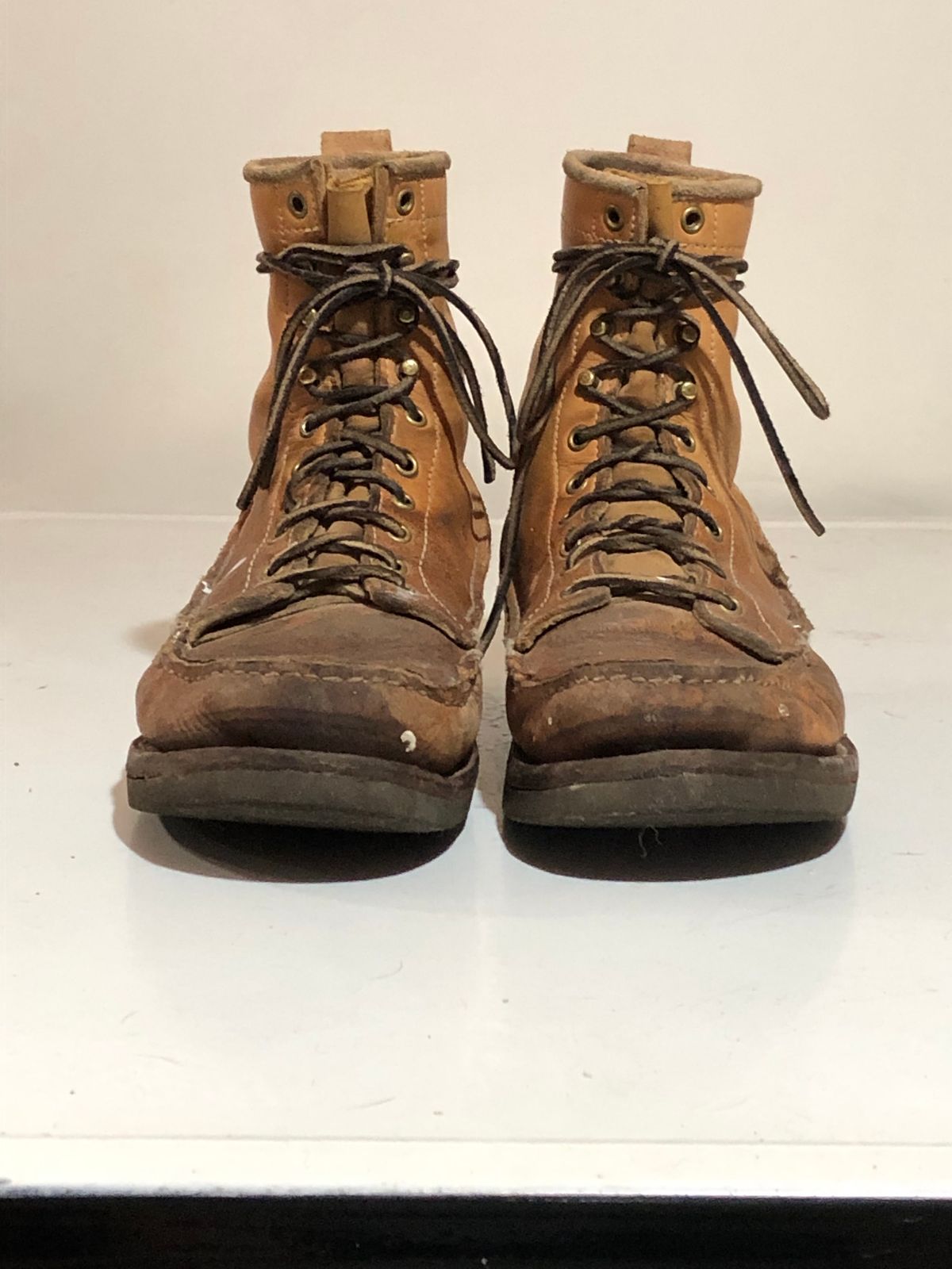 Photo by godspeed on February 6, 2024 of the Godspeed Work Moccasin in Horween Natural Essex.