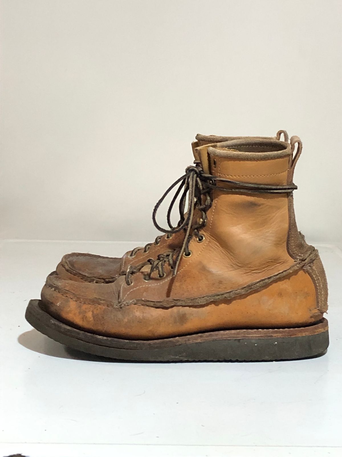Photo by godspeed on February 6, 2024 of the Godspeed Work Moccasin in Horween Natural Essex.