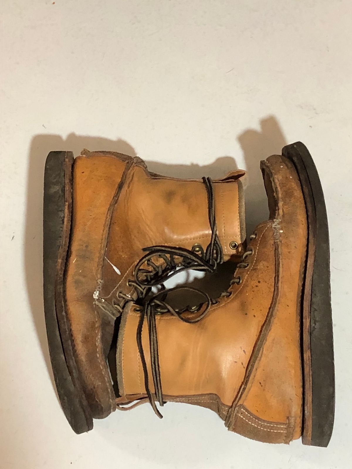 Photo by godspeed on February 6, 2024 of the Godspeed Work Moccasin in Horween Natural Essex.
