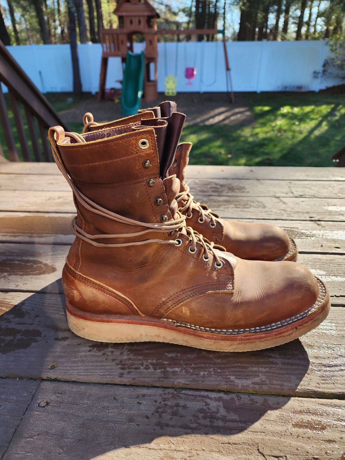 Photo by ba_knows on December 5, 2022 of the Nicks Traveler in Horween Orange Predator.