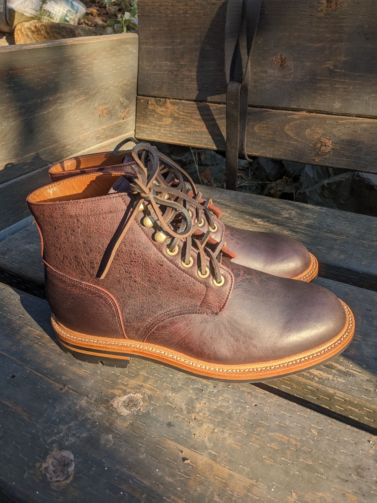 Photo by pumas88888888 on October 1, 2022 of the Grant Stone Diesel Boot in C.F. Stead Dark Burgundy Classic Kudu.
