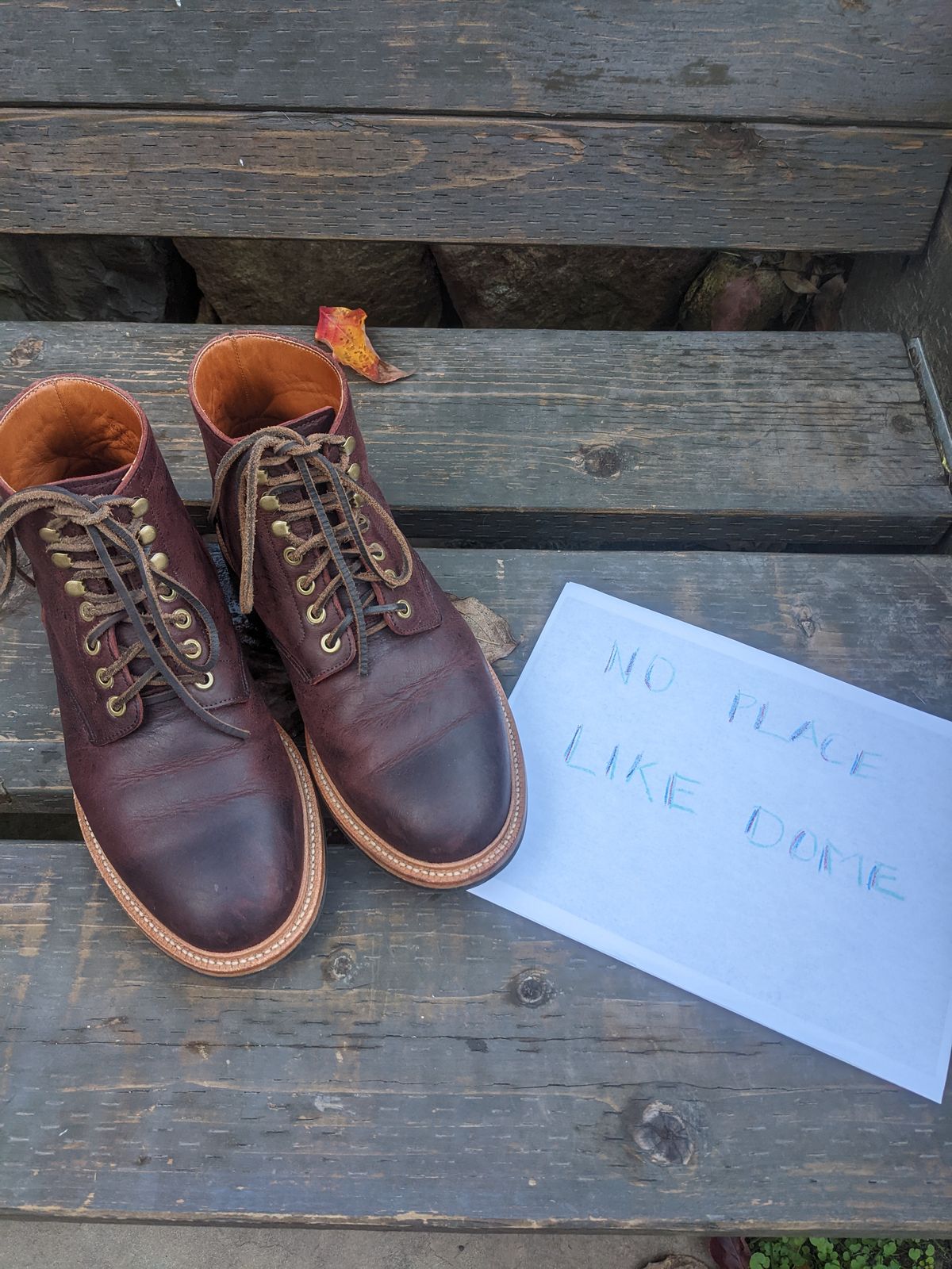 Photo by pumas88888888 on November 2, 2022 of the Grant Stone Diesel Boot in C.F. Stead Dark Burgundy Classic Kudu.