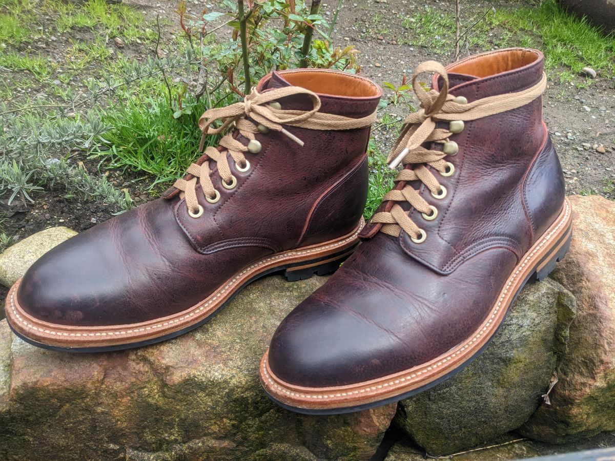 Photo by pumas88888888 on April 2, 2023 of the Grant Stone Diesel Boot in C.F. Stead Dark Burgundy Classic Kudu.