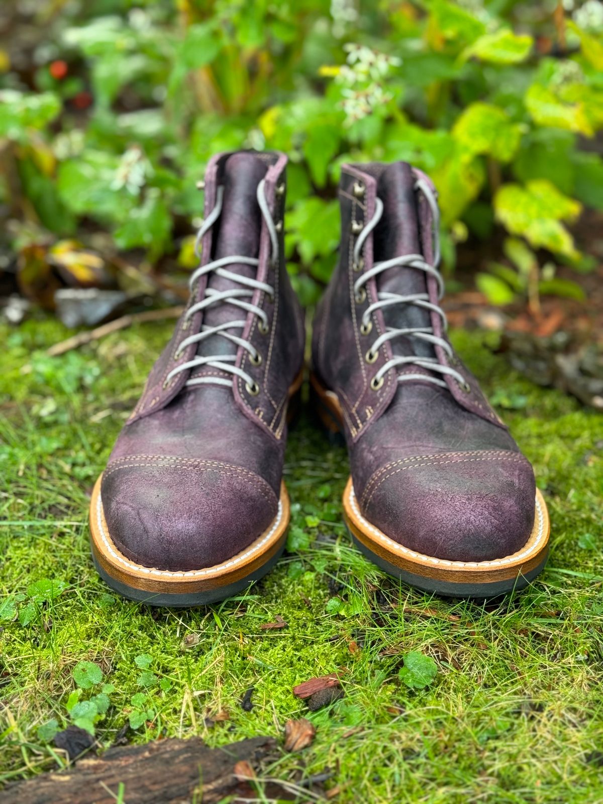 Photo by thewampus on October 1, 2023 of the Truman Service Boot in C.F. Stead Black Burgundy Rambler.