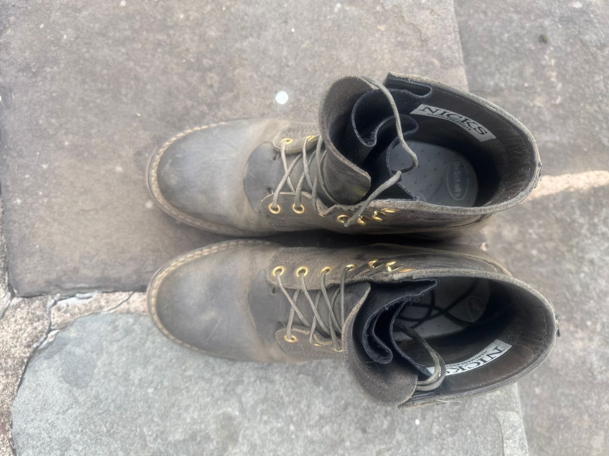 Photo by thewampus on December 1, 2024 of the Nicks MTO in Horween Steel Predator.