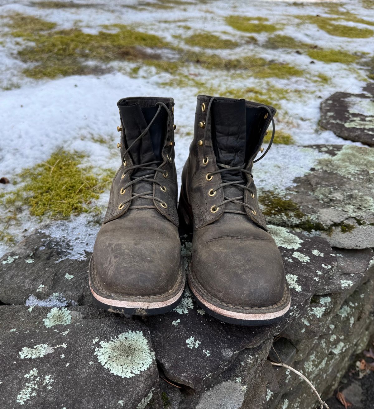 Photo by thewampus on February 1, 2025 of the Nicks MTO in Horween Steel Predator.