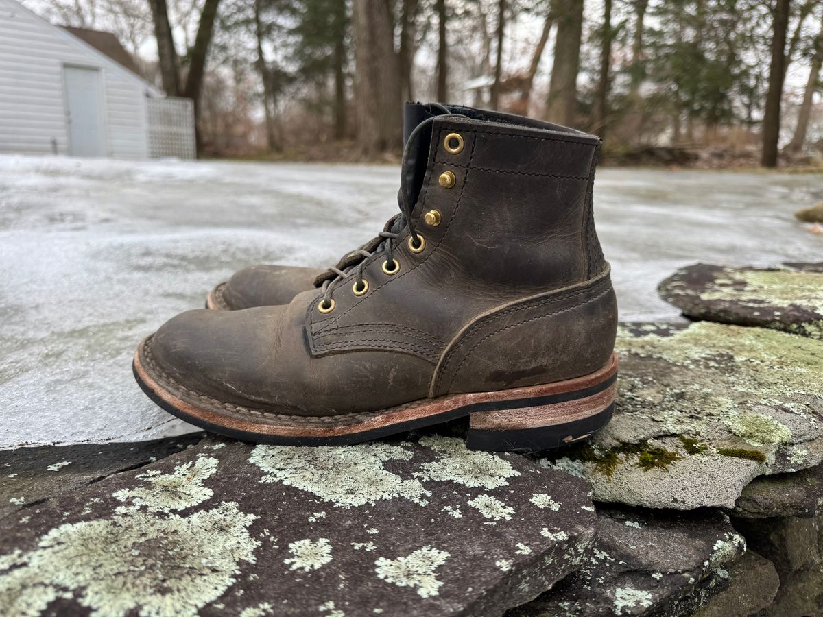Photo by thewampus on March 1, 2025 of the Nicks MTO in Horween Steel Predator.