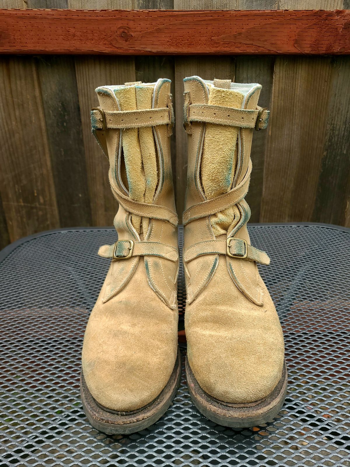 Photo by TheSlickBastard on December 1, 2023 of the Dehner Tank Boot (Strap) in Tan Calfskin.